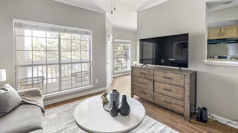 Rent Kenley Apartments 2307 in Birmingham, AL Landing