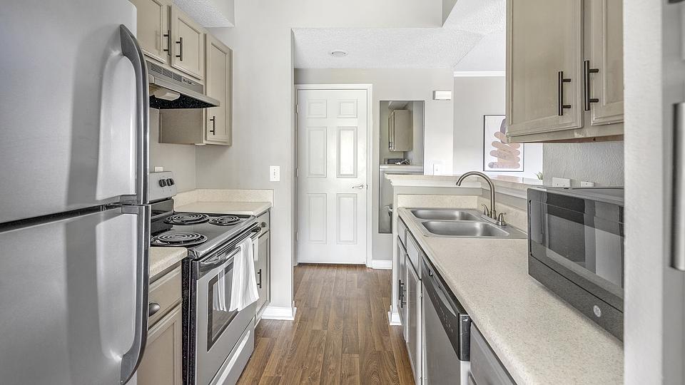 Rent Kenley Apartments 2307 in Birmingham, AL Landing