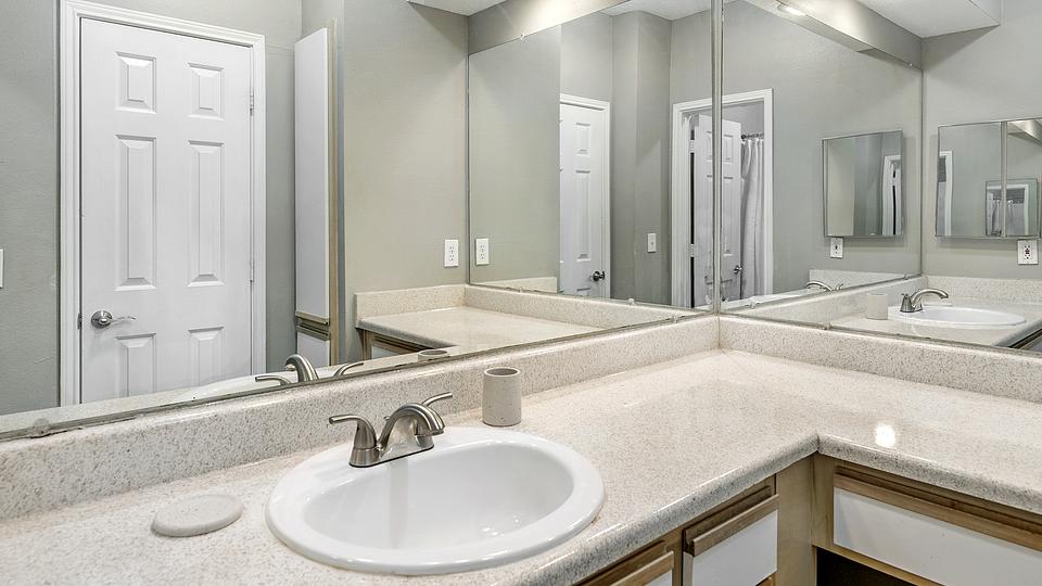 Rent Kenley Apartments 2307 in Birmingham, AL Landing