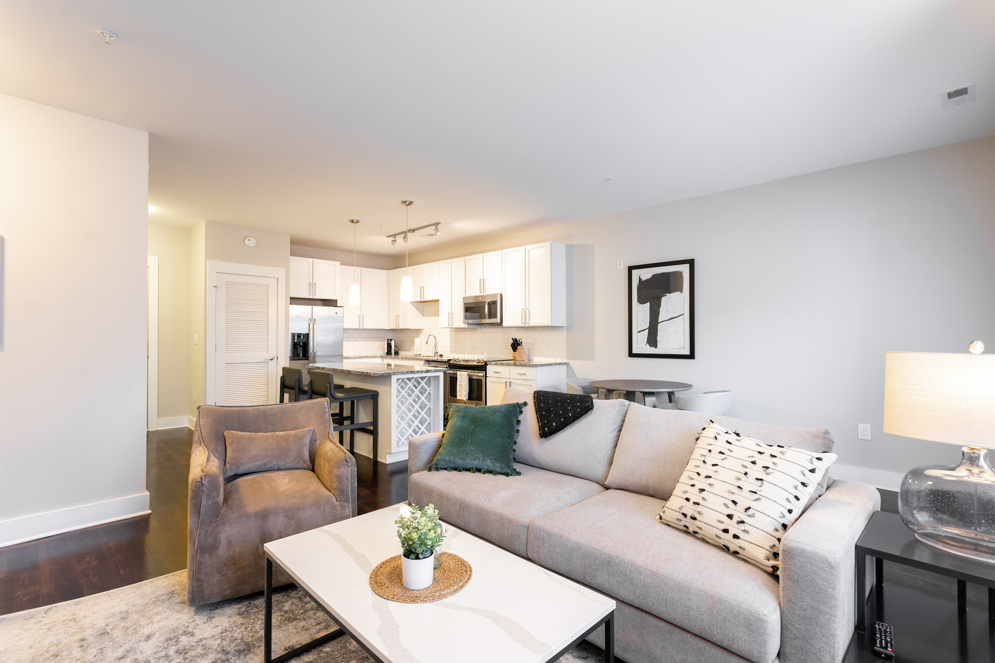 Rent Berkshire Dilworth 323 in Charlotte, NC Landing