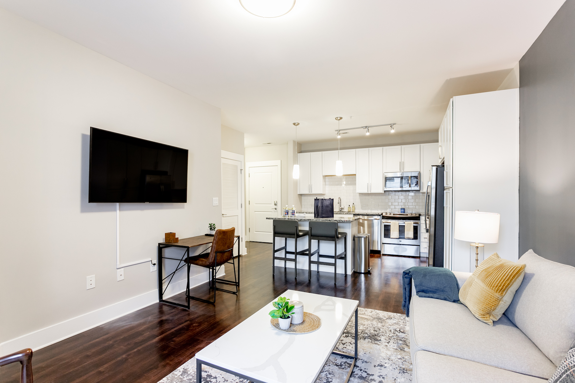 Rent Berkshire Dilworth 554 in Charlotte, NC Landing