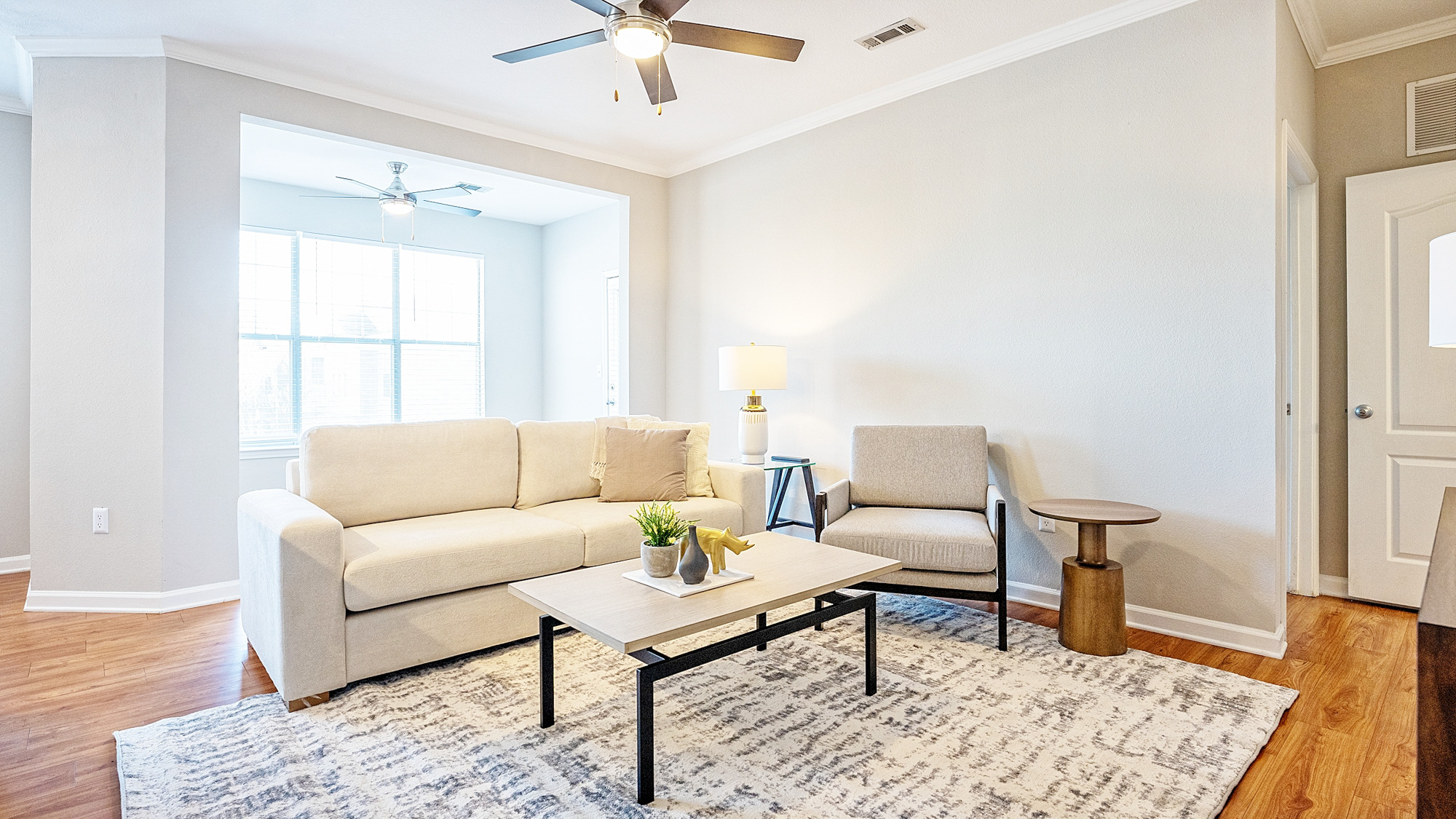 Rent Belle Hall Apartments 151513 in Mount Pleasant, SC Landing