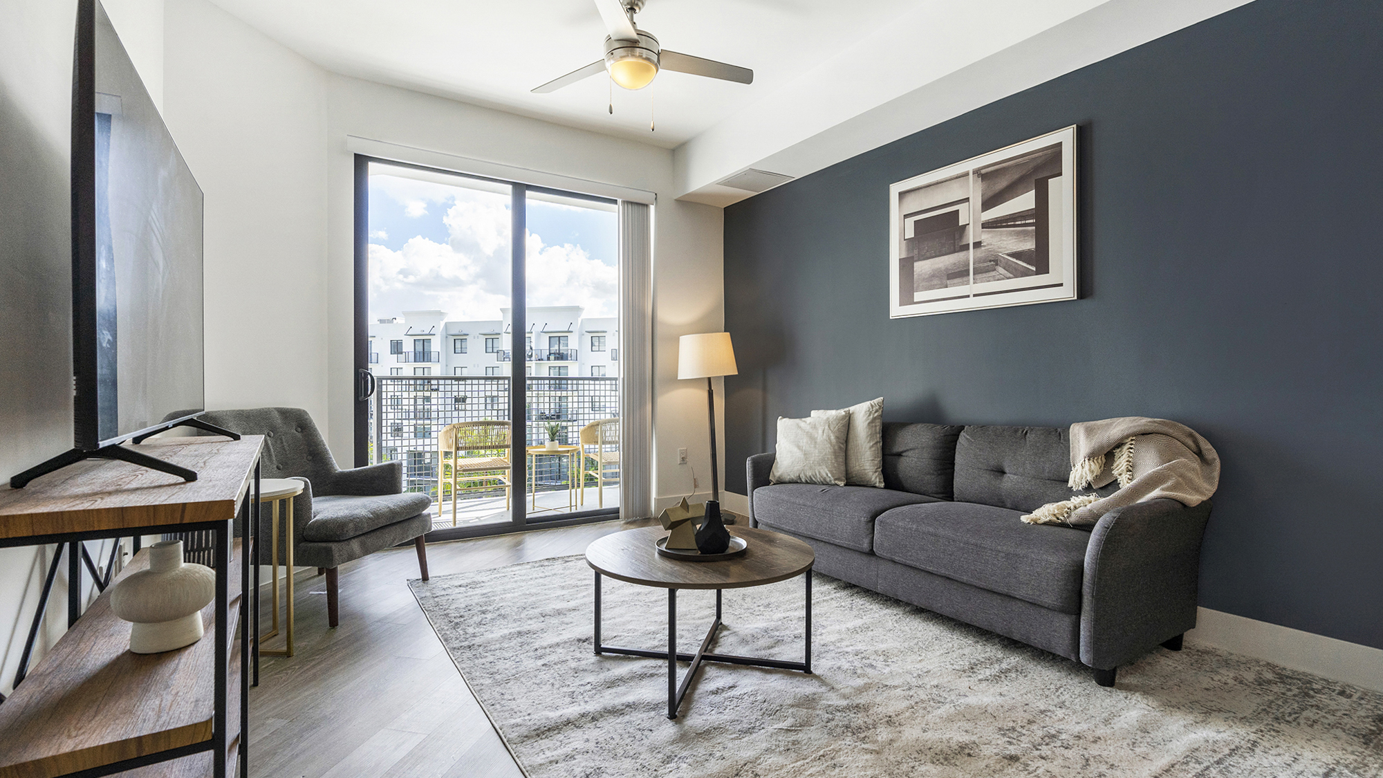 Rent Sanctuary at Doral 527 in Doral, FL Landing