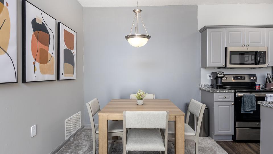 Rent Marble Cliff Commons 2525 in Columbus, OH Landing