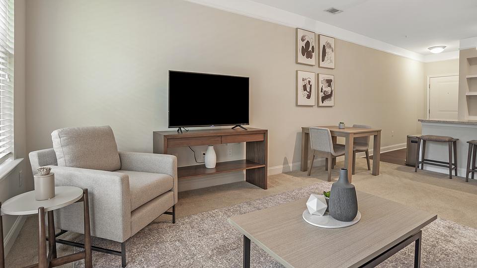 Rent Fountains at Mooresville 3220 in Mooresville, NC Landing