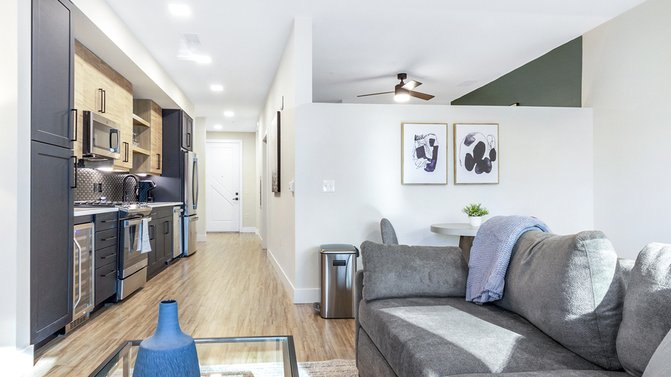 Rent Broadstone Kendrick 2211 in Denver, CO Landing