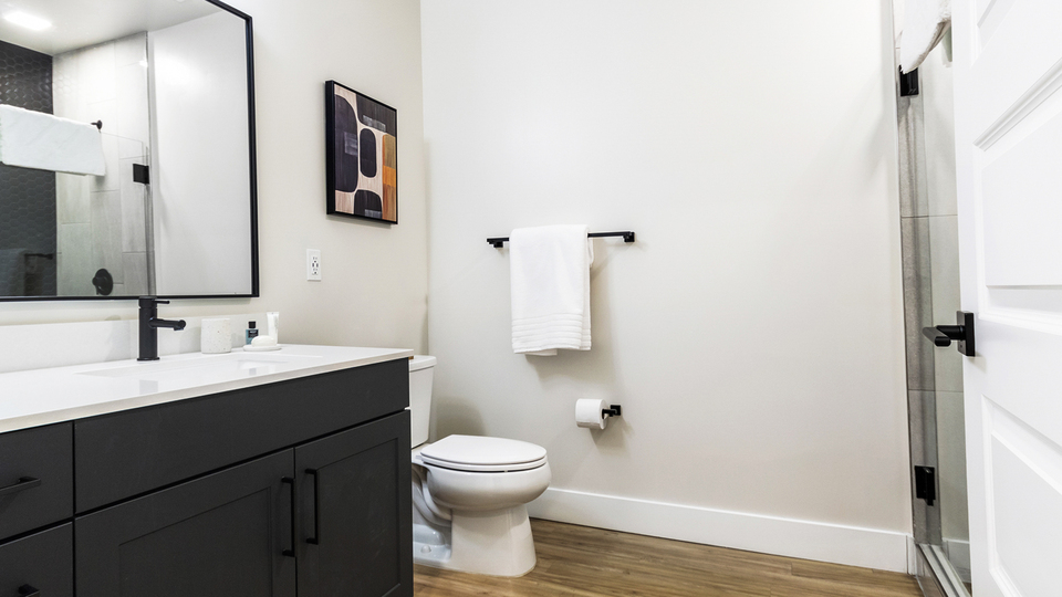 Rent Broadstone Kendrick 2211 in Denver, CO Landing