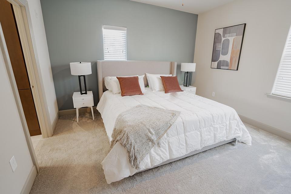 Rent The Estates at Ballantyne 413 in Charlotte, NC Landing