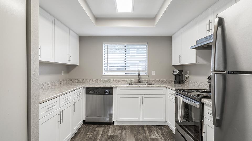 Rent Grammercy B303 in Renton, WA Landing