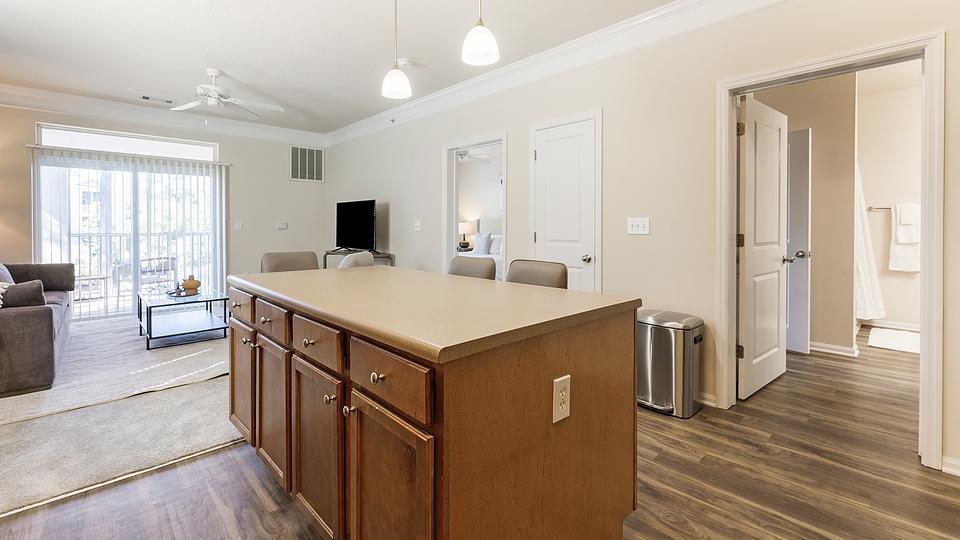 Rent Abberly West Ashley Apartments 132 in Charleston, SC Landing