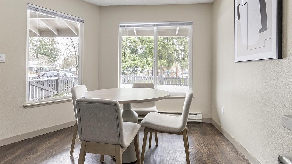 Rent Trellis 18B in Federal Way, WA Landing