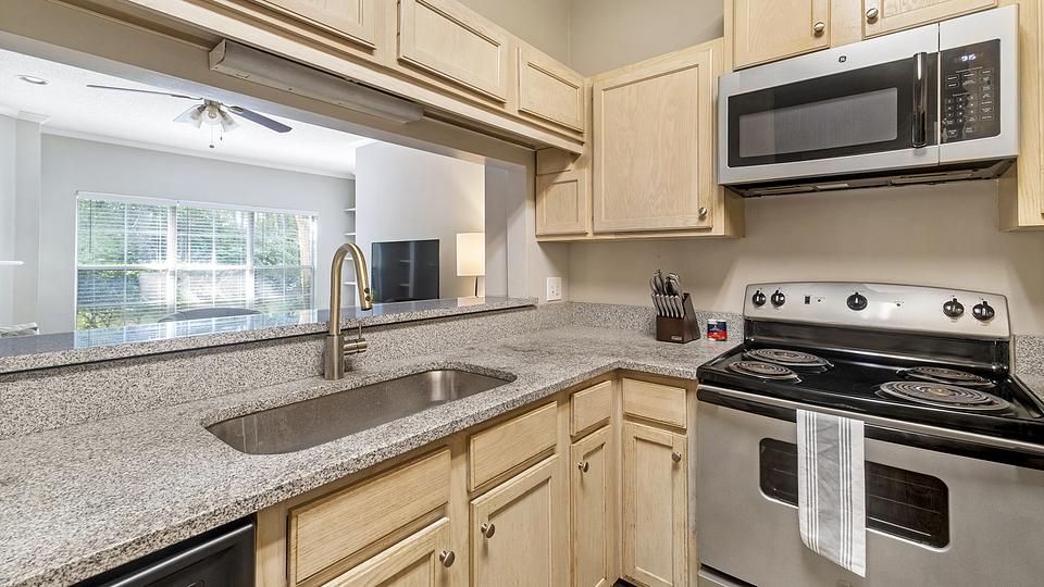 Rent Village At Caldwell Mill 2883B in Birmingham, AL Landing