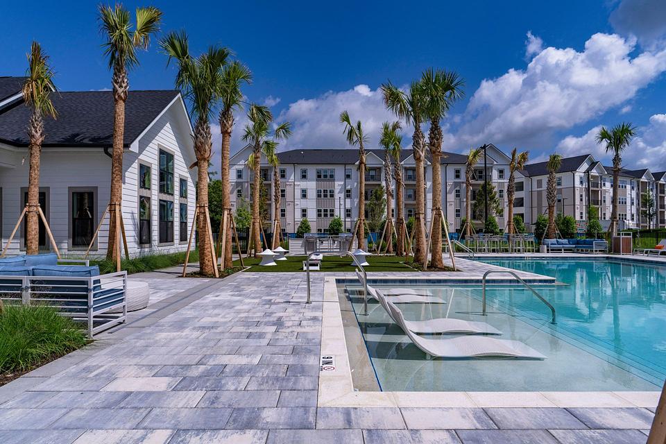 Landing property