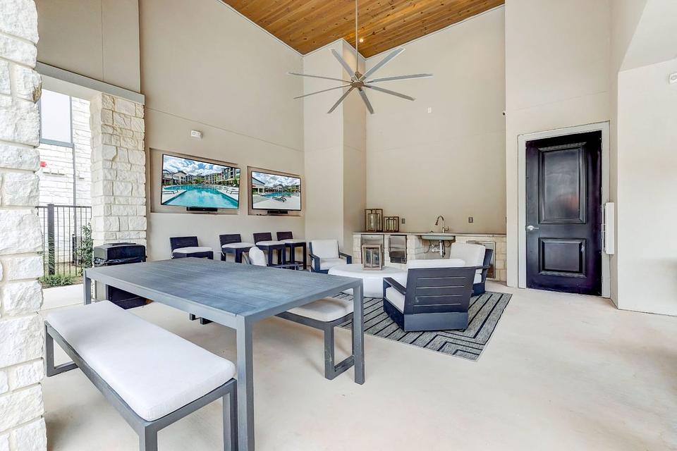Landing property
