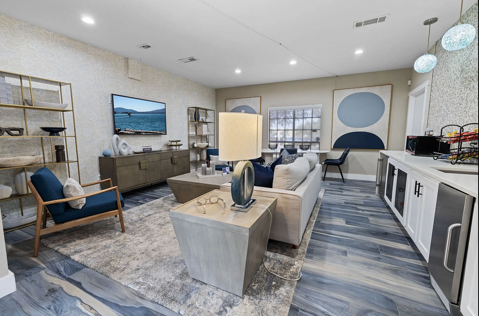 Landing property
