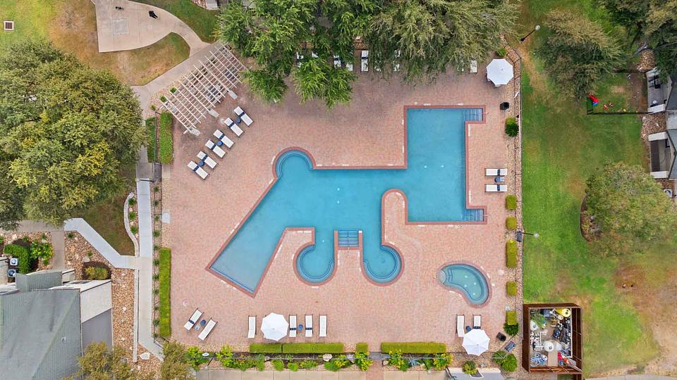 Landing property