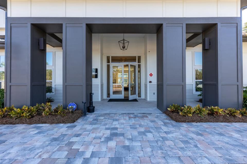 Landing property