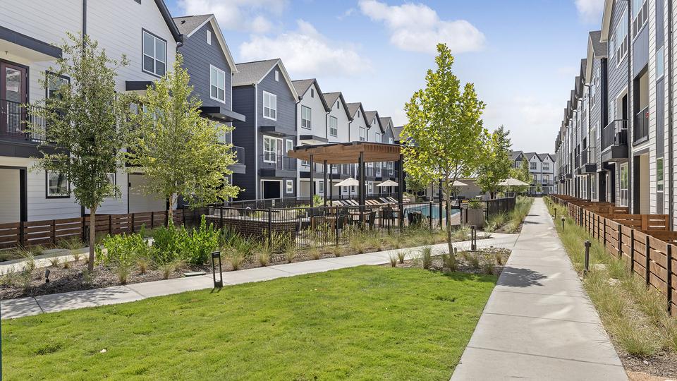Landing property