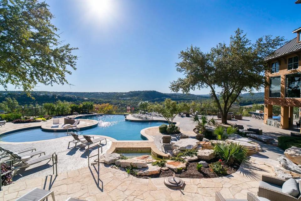 Landing property