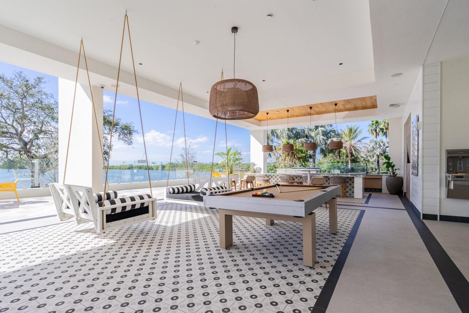 Landing property