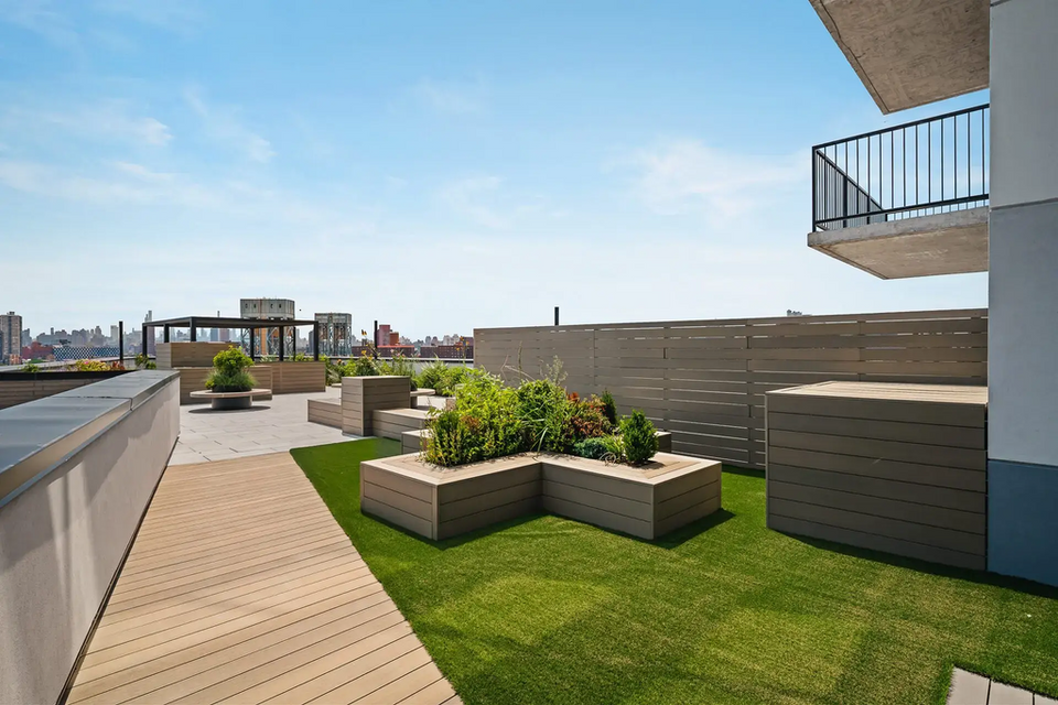 Landing property