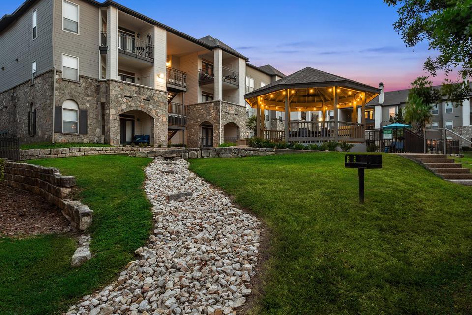 Landing property