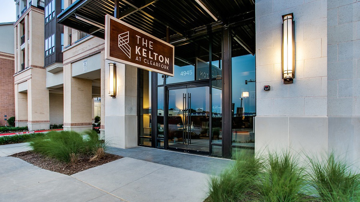 THE KELTON AT CLEARFORK APARTMENTS BY HIGHMARK RESIDENTIAL