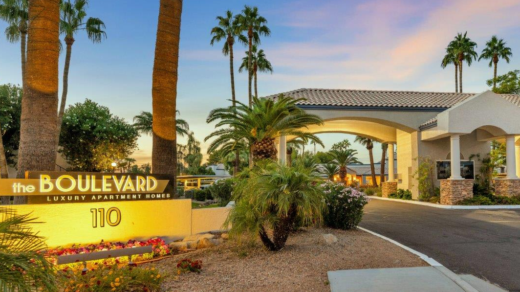 110 E Greenway Pkwy Phoenix Az 85022